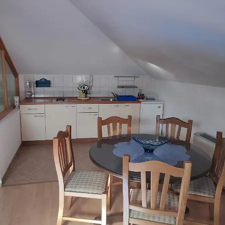 Apartment Comfort House San Snova Baska Voda